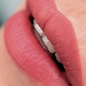 Permanent-Make-up-Lippen-Baar-Zug